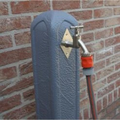 Waterzuil Met Kraan En Aansluiting - Grijs -Tuinadvies tuinpaal met waterkraan 1498043411 1 600